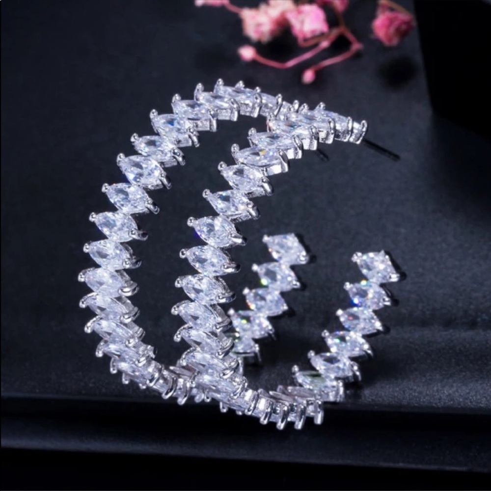 New Women’s 925 Silver Marquise Cut Diamond Earrings - Picture 1 of 4